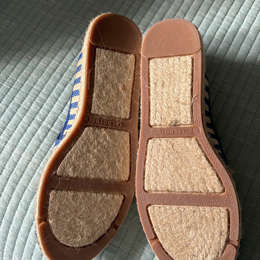 Espadrilles - Picture 2 of 4